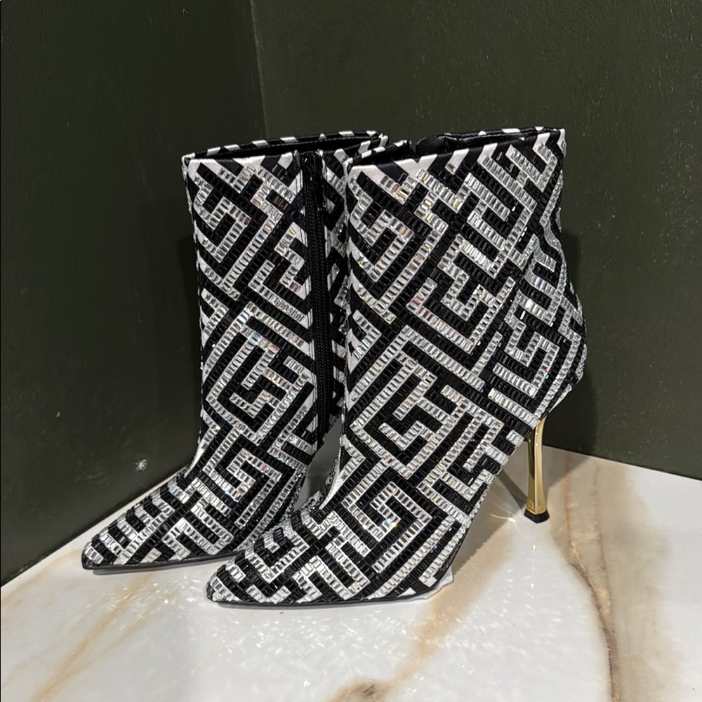 INC International Concepts Black and White Geometric Heeled Boots